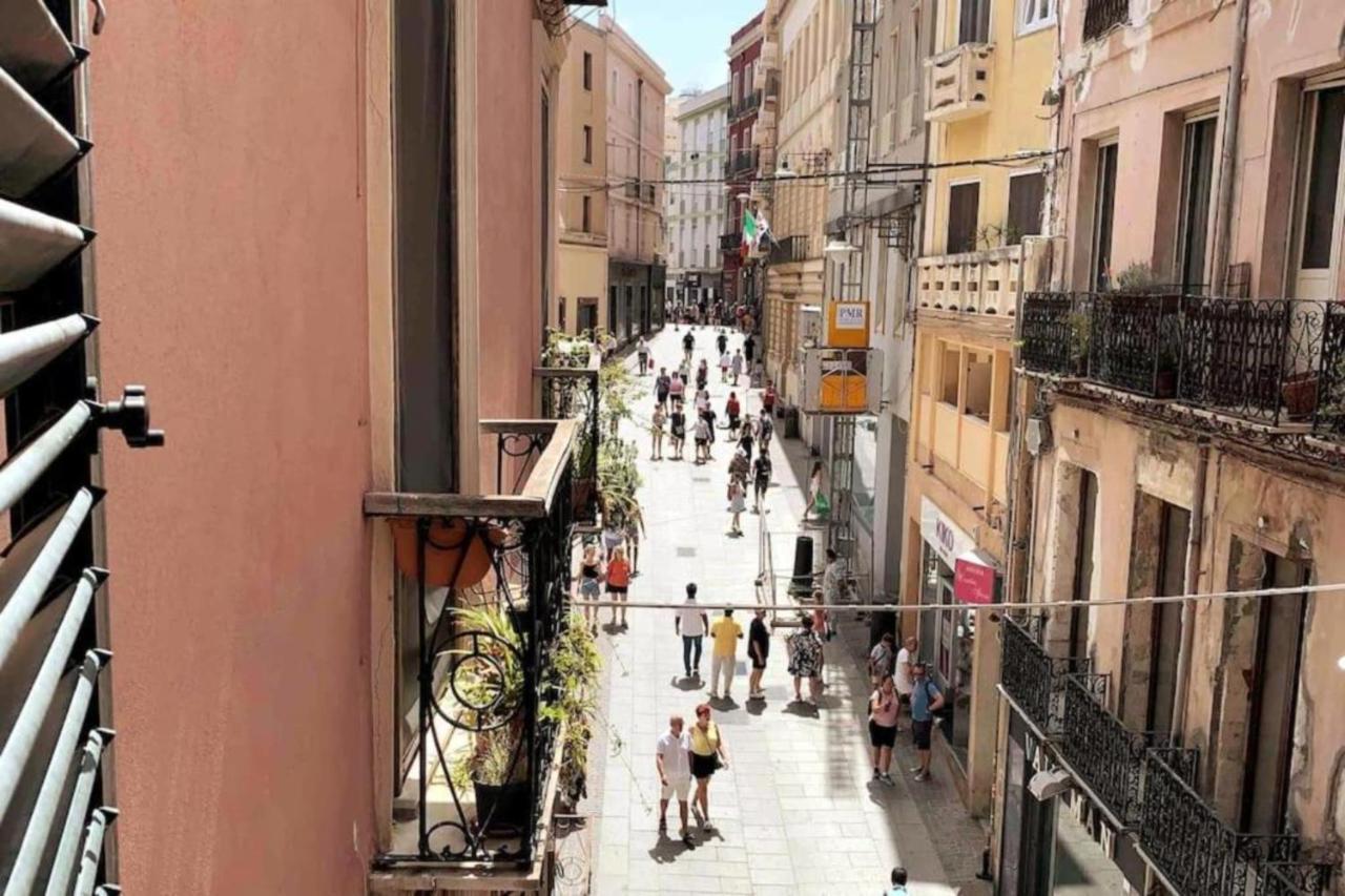 Appartamento Cagliari Centro Con Vista Sul Porto Eksteriør billede